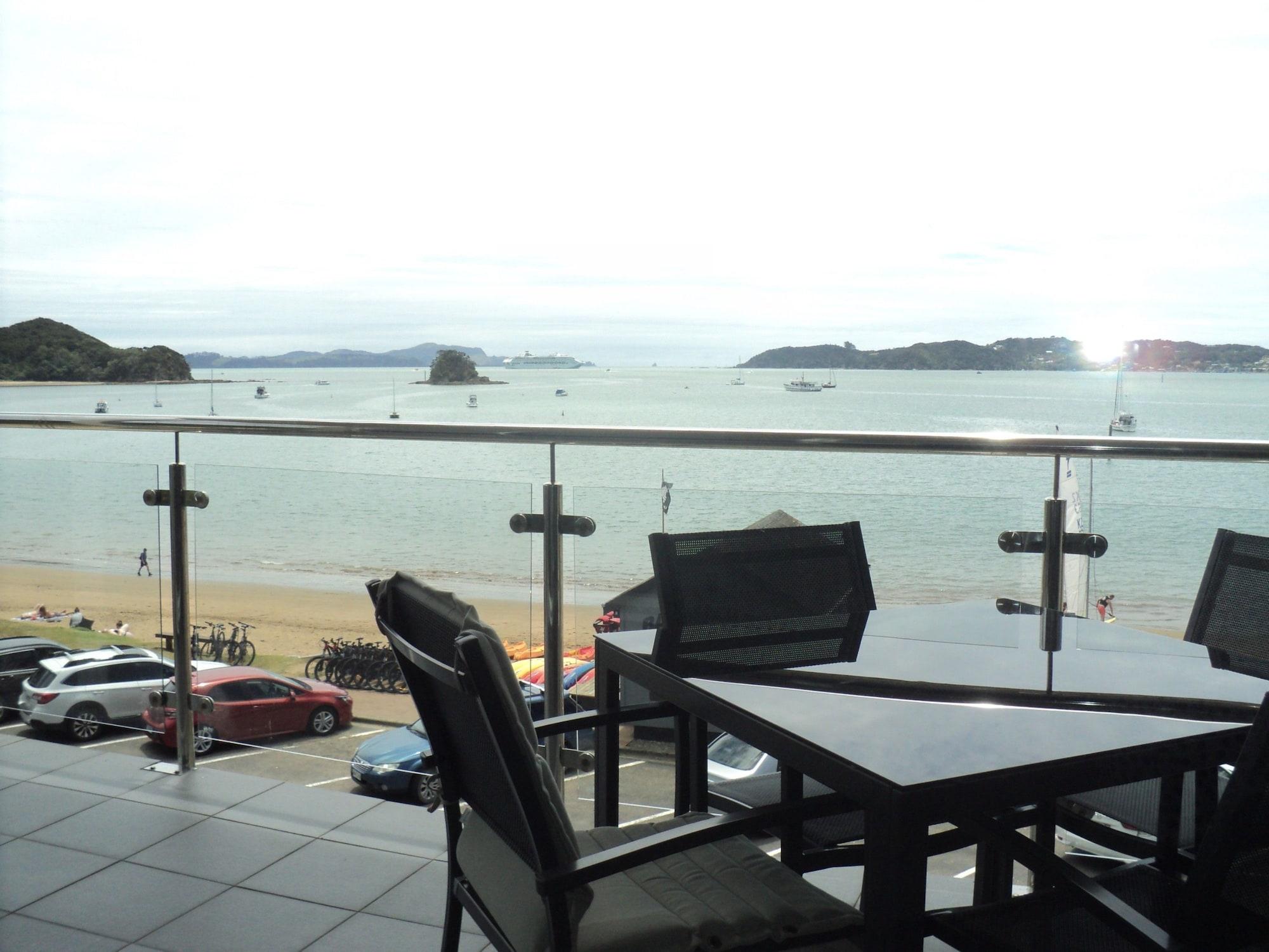 Edgewater Palms Apartments Paihia Exterior photo